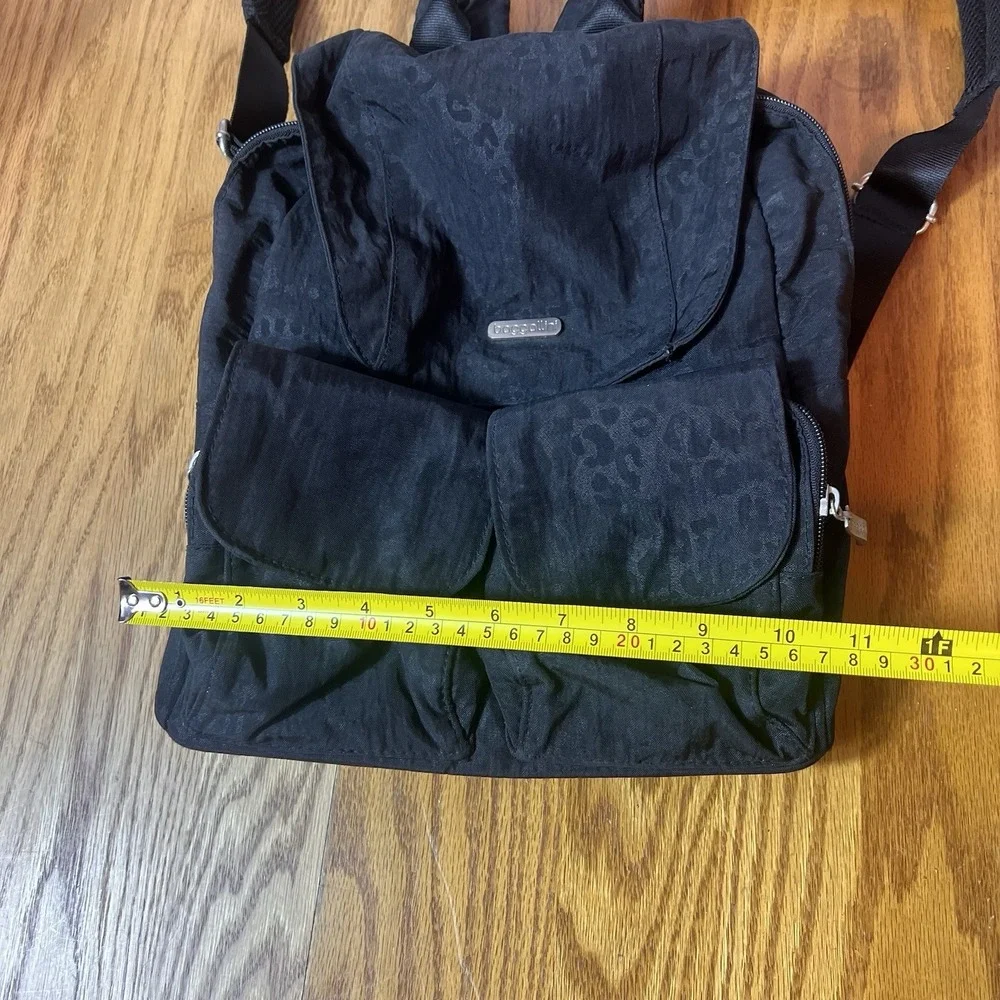 baggallini backpack Black Animal Print Heavy Duty Nylon Travel Bag Purse